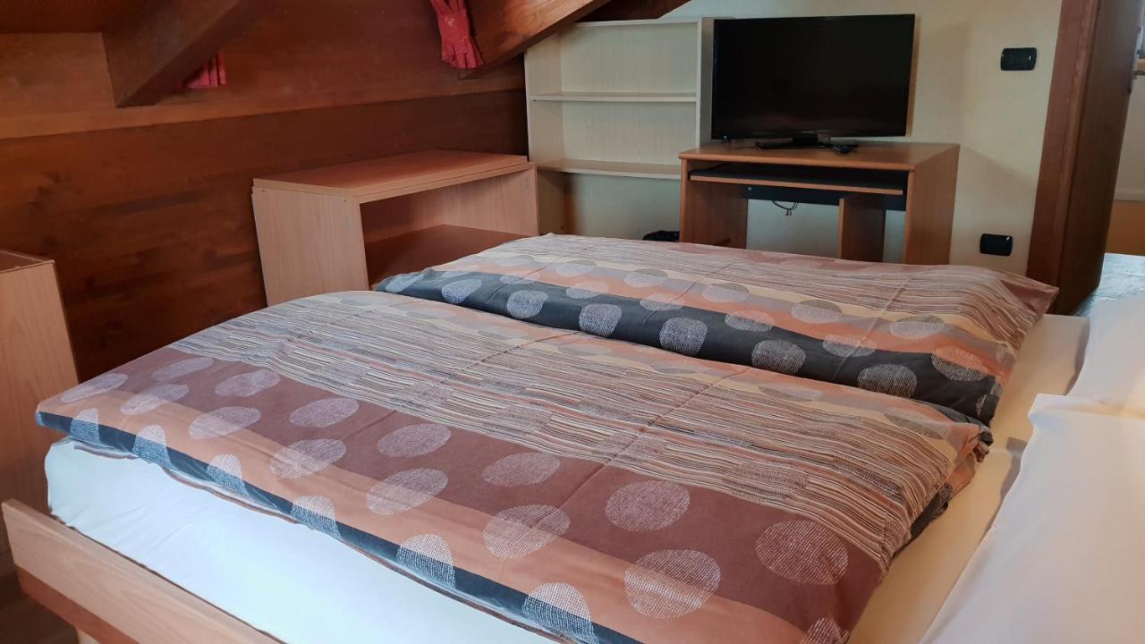Alpino Lodge Bivio Ливиньо Экстерьер фото