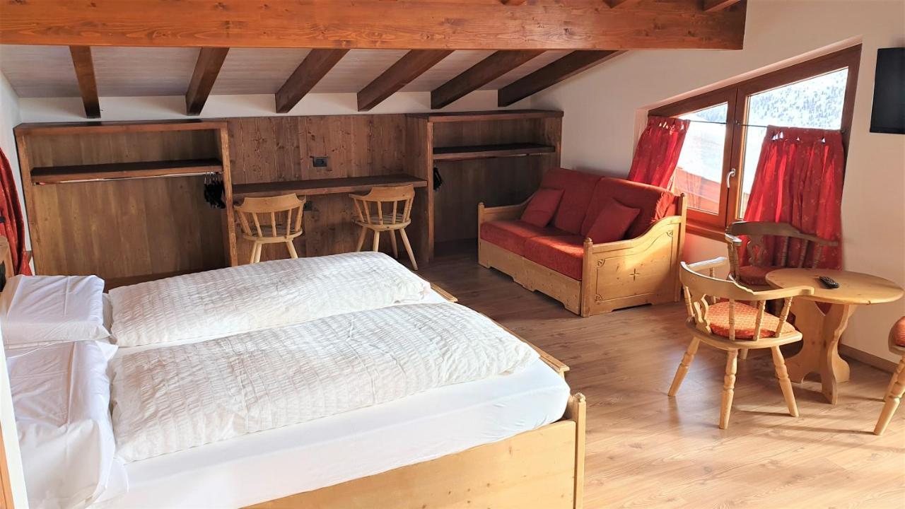 Alpino Lodge Bivio Ливиньо Экстерьер фото